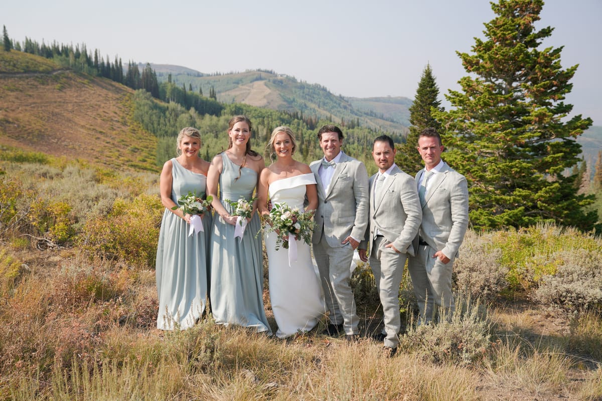 How I Make Wedding Group Photos Painless